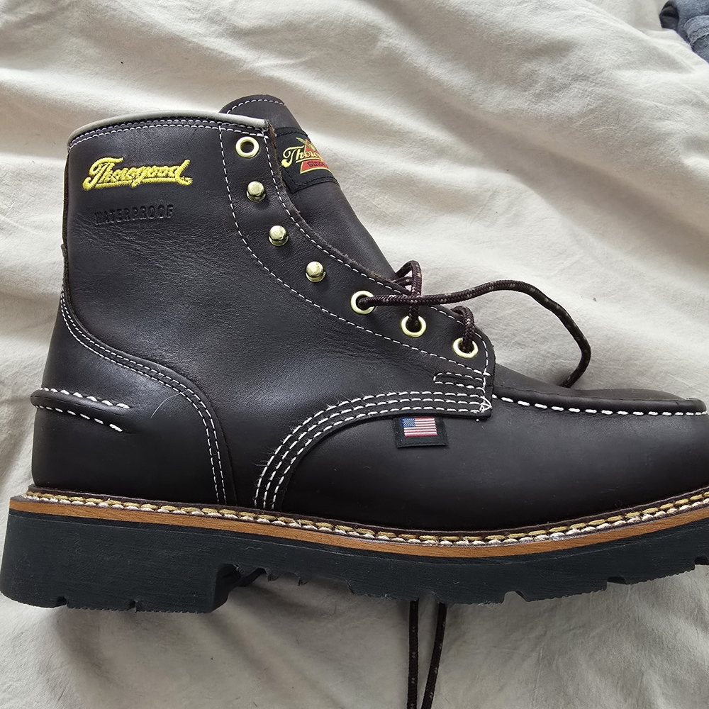 Thorogood Men's Dark Brown Waterproof Boots